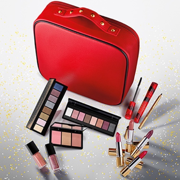 Elizabeth Arden Other - Elizabeth Arden Sparkle On Blockbuster